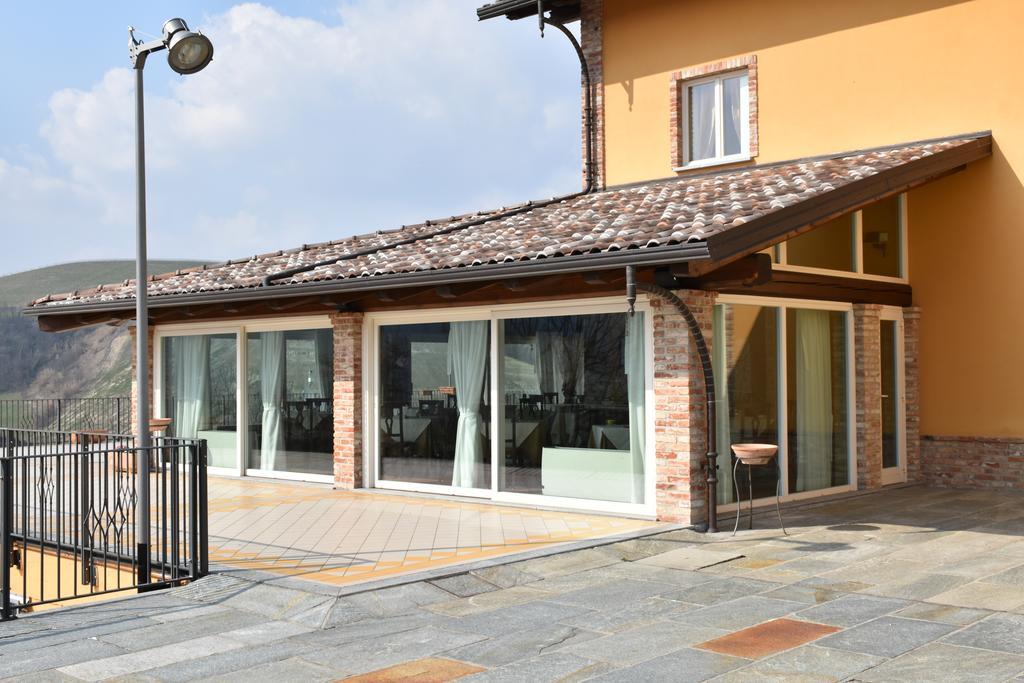 Mongalletto Castellinaldo Exterior foto